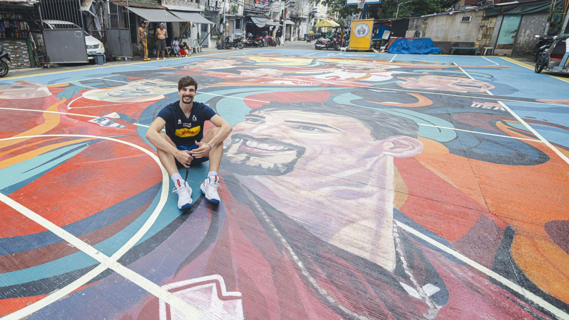 Simone Giannelli touched by Manila
